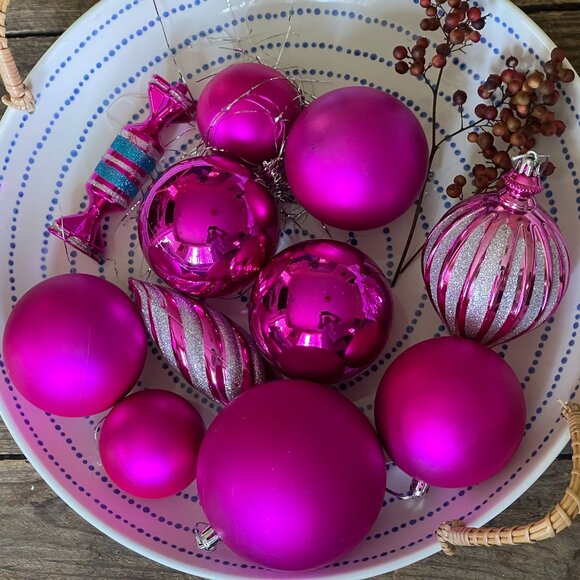 11 Memorable Large Pink Nostalgic Tree Ornaments-NEW - Picture 8 of 15